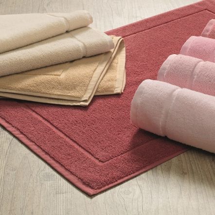 Toalha de Piso Karsten 100% Algodão Juliet Marshmallow