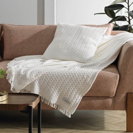 Manta Decorativa Karsten Movaz Ivory