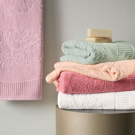 Toalha de Banho Karsten 100% Algodão Grace Salmão