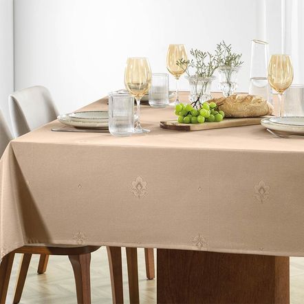 Toalha de Mesa Retangular Karsten 8 Lugares Celebra Desirée Taupe