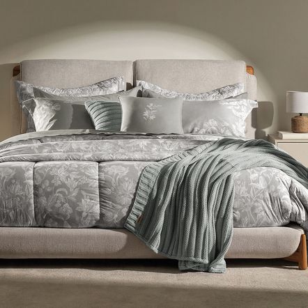 Almofada Decorativa Bordada 200 Fios Morgan Cinza