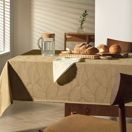 Toalha de Mesa Quadrada 8 Lugares Tilia Camurça