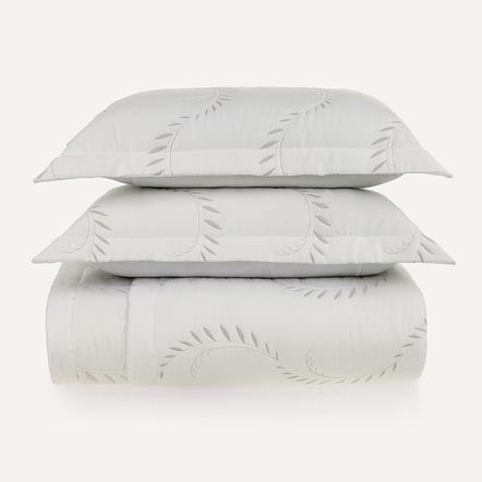 Colcha Queen Bordada com Porta-travesseiro 100% Algodão Lara