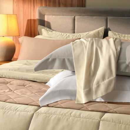 Colcha Queen com Porta-travesseiro 300 Fios Bossa Pérola